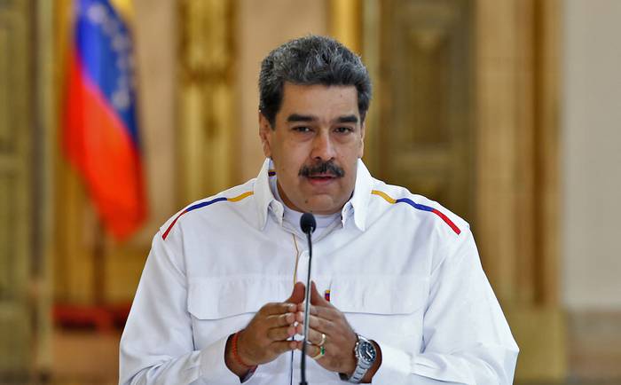 Nicolás Maduro, durante un mensaje televisado, el 9 de mayo, en el Palacio Presidencial de Miraflores, en Caracas. · Foto: Marcelo García, presidencia de Venezuela.