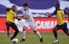 Moisés Caicedo, de Ecuador, y Luis Suárez, de Uruguay, ayer, en el estadio Rodrigo Paz Delgado, en Quito, Ecuador.
· Foto: Rodrigo Buendia, pool, EFE Moisés Caicedo, de Ecuador, y Luis Suárez, de Uruguay, ayer, en el estadio Rodrigo Paz Delgado, en Quito, Ecuador.
· Foto: Rodrigo Buendia, pool, EFE