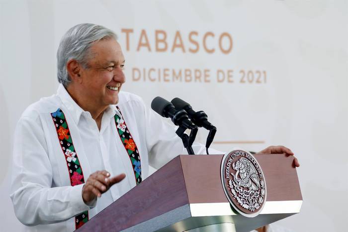 Andrés Manuel López Obrador, durante una conferencia de prensa, el 17 de diciembre, en la ciudad de Villahermosa en Tabasco, México. Foto: Presidencia de México, EFE