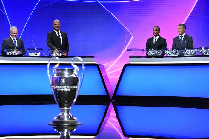 Sorteo de la fase de grupos de la UEFA Champions League 2020-21, ayer, en Ginebra, Suiza.
 · Foto: Harold Cunningham, AFP