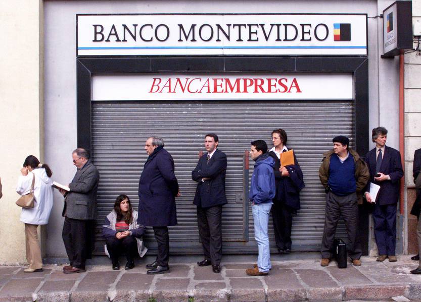 20220708 crisis 2002 banco montevideo