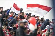 Hinchas de Huracán de Paysandú, en el estadio Artigas.