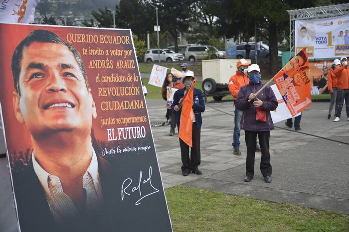 Campaña del candidato presidencial ecuatoriano Andrés Arauz, el 26 de enero, en Quito. · Foto: Rodrigo Buendía, AFP