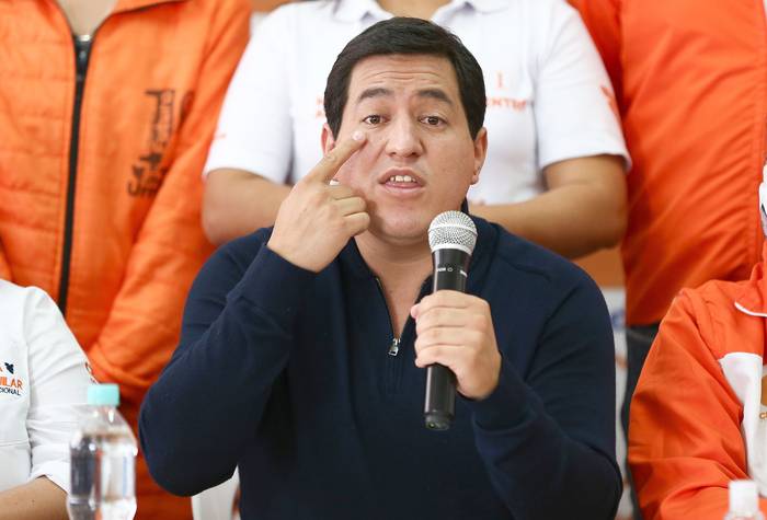 Andrés Arauz, candidato a la presidencia de Ecuador, durante un acto en Quito el 13 de enero.  · Foto:  José Jácome, Efe