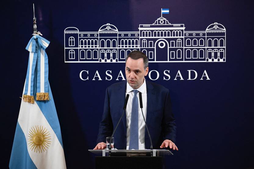 20231212 Manuel Adorni