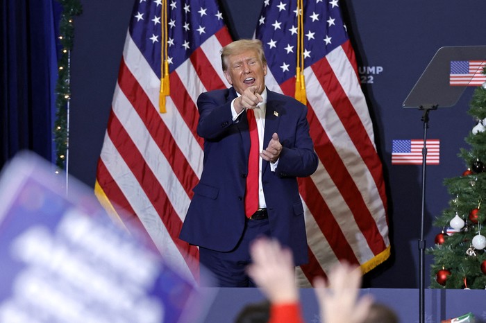 Donald Trump, durante un evento de campaña en Waterloo, Iowa, el 19 de diciembre. · Foto: Kamil Krzaczynski, AFP