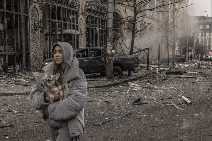 Ciudad de Kiev tas los bombardeos rusos,  el 20 de diciembre de 2024, en Ucrania · Foto: Roman Pilipey, AFP