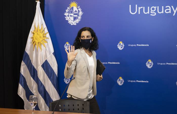 Azucena Arbeleche asiste a una conferencia de prensa, ayer, en la Torre Ejecutiva. · Foto: Mariana Greif