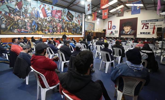 Asamblea de Fancap, el 9 de junio, en su sede. · Foto: Federico Gutiérrez