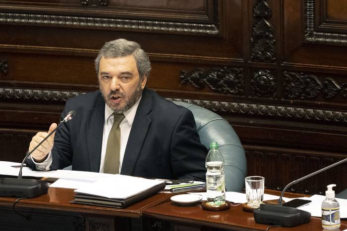 Mario Bergara, en el Senado. · Foto: Mariana Greif