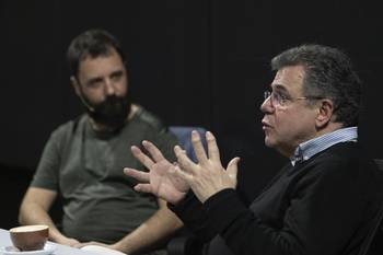 Gerardo Caetano (d) y Sebastián Bednarik en Cinemateca (22.06.2023). · Foto: .