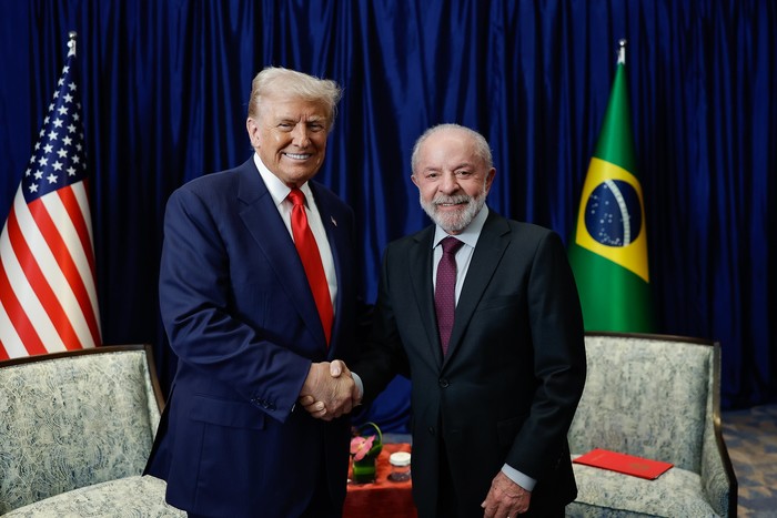Donald Trump y Luiz Inácio Lula da Silva, el 26 de octubre, en Malasia. · Foto: Ricardo Stuckert, presidencia de Brasil