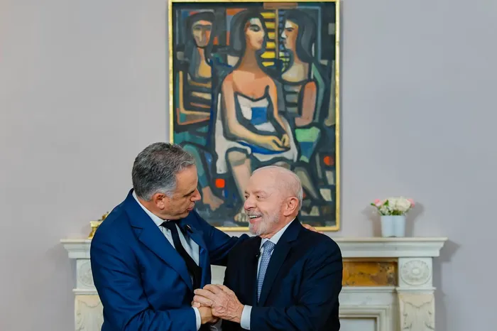 Yamandú Orsi y Luiz Inácio Lula da Silva, el 20 de setiembre , en Nueva York · Foto: Ricardo Stuckert, Presidencia de Brasil