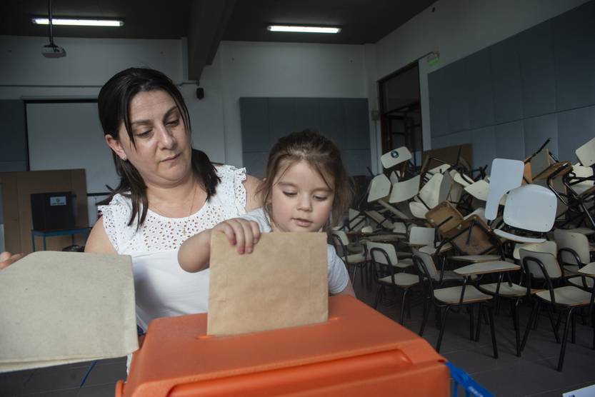 20221116 ELECCIONES UDELAR 5