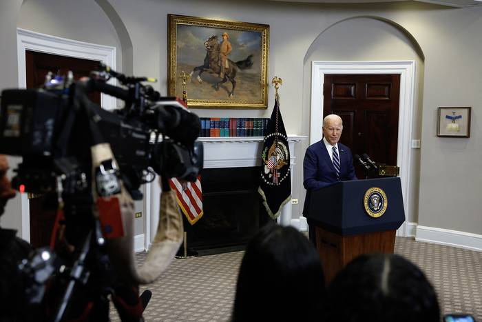 Joe Biden, durante una conferencia, el 16 de febrero, desde la Sala Roosevelt de la Casa Blanca. Foto: Anna Moneymaker, Getty Images, AFP