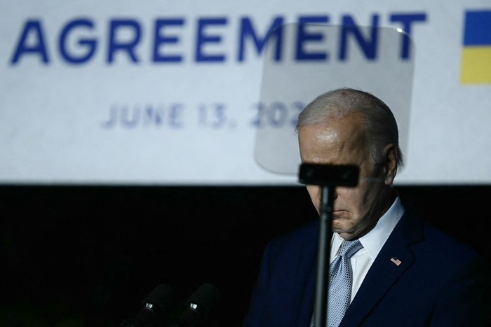 Joe Biden durante una conferencia de prensa al margen de la cumbre del G7, el 13 de junio, en Savelletri, Italia. · Foto: Filippo Monteforte, AFP