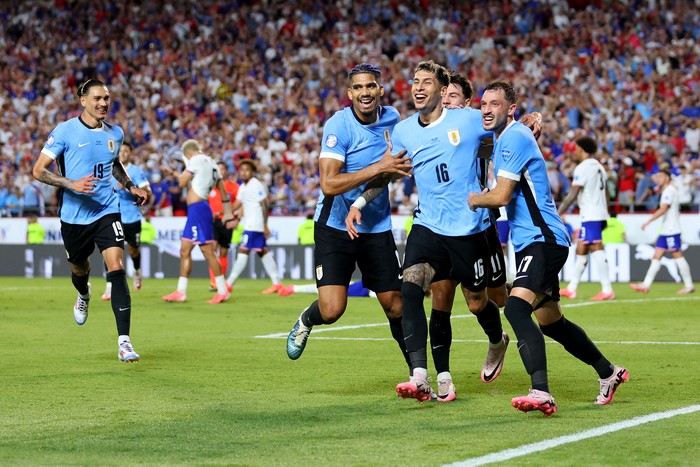 Mathías Olivera, de Uruguay, festeja su gol a Estados Unidos, el 1 de julio en Kansas City, Missouri. Foto:  Michael Reaves, Getty Images, AFP