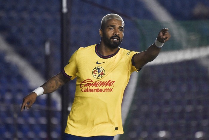 Rodrigo Aguirre, del América, celebra un gol durante el partido ante Atlas, en el Estadio Ciudad de los Deportes de la Ciudad de México (archivo, setiembre de 2024). · Foto: Rodrigo Oropeza, AFP