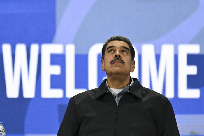 El presidente venezolano, Nicolás Maduro, durante la sesión de clausura del Foro Parlamentario Global Antifascista en Caracas. · Foto: Juan Barreto, AFP