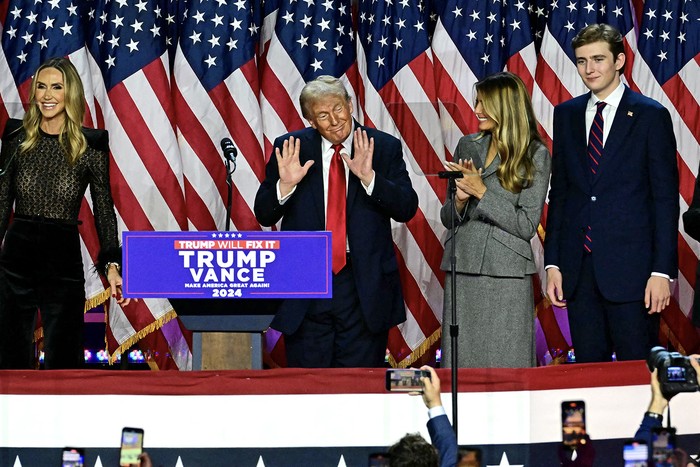 Donald Trump, durante un evento en el Centro de Convenciones de West Palm Beach, el 6 de noviembre, en Florida. · Foto: Jim Watson, AFP