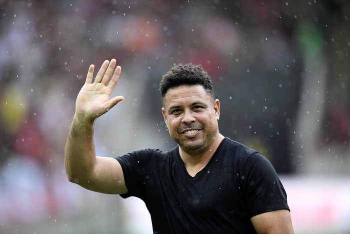 Ronaldo, durante un partido amistoso en el estadio Maracaná, en Río de Janeiro (archivo, diciembre de 2024). · Foto: Daniel Ramalho, AFP