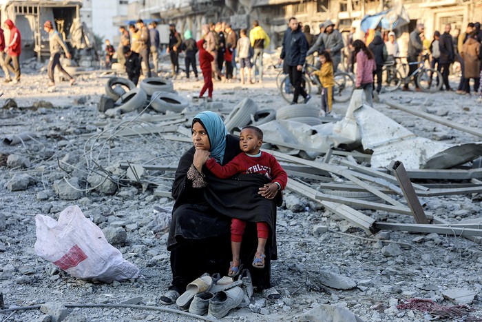 Lugar bombardeado por Israel, el 14 de enero, en la calle Jalaa en la ciudad de Gaza. Foto: Omar Al-Qattaa, AFP