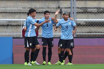 Partido por el campeonato sudamericano sub-20 de fútbol 2025 entre Uruguay y Perú en el estadio Metropolitano de Lara en Cabudare, estado Lara, Venezuela. · Foto: Edison Gamez, AFP