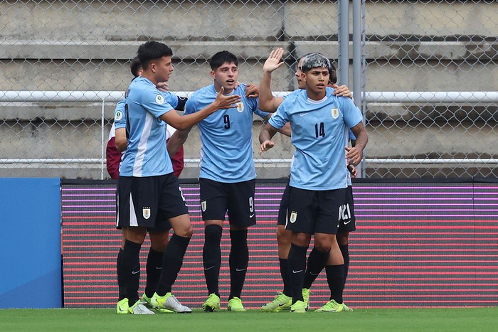 Partido por el campeonato sudamericano sub-20 de fútbol 2025 entre Uruguay y Perú en el estadio Metropolitano de Lara en Cabudare, estado Lara, Venezuela. · Foto: Edilzon Gamez, AFP