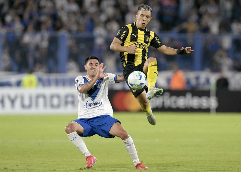 20250402 Velez Peñarol