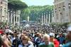 papa vaticano gente y conclave
