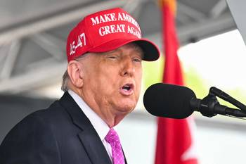 El presidente de Estados Unidos, Donald Trump, en West Point, Nueva York, el 24 de mayo. · Foto: Saul Loeb, AFP