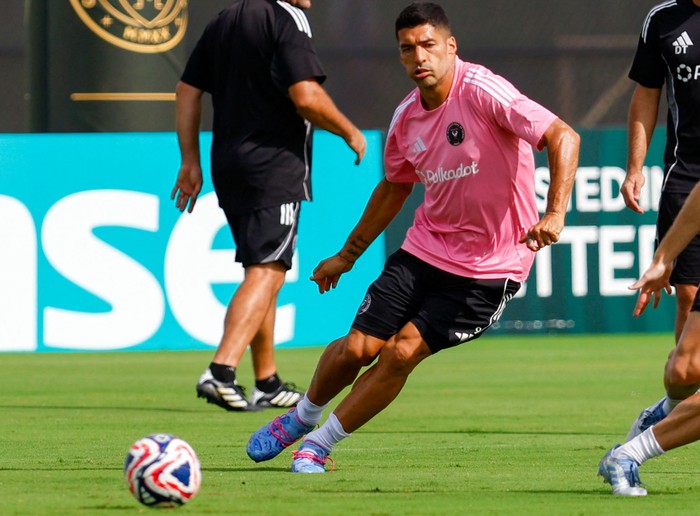 Luis Suárez, de Inter Miami, participa, el 11 de junio, en una sesión de entrenamiento. · Foto: Chris Arjoon, Getty Images, AFP