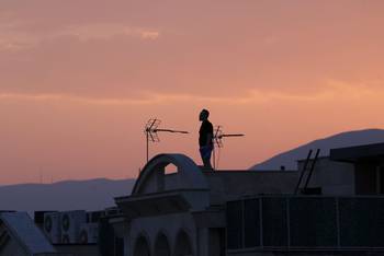Azotea de un edificio en Teherán. · Foto: Atta Kenare, AFP
