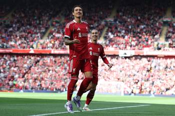 Darwin Núñez celebra su gol ante Athletic Bilbao, el 4 de agosto, en Anfield, Liverpool. · Foto: Darren Staples, AFP