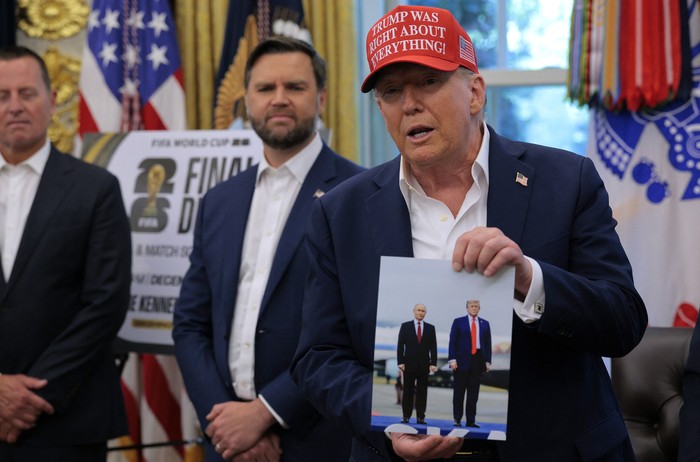 Donald Trump, el 22 de agosto, en la Oficina Oval de la Casa Blanca, en Washington, DC. · Foto: Andrew Caballero- Reynolds, AFP