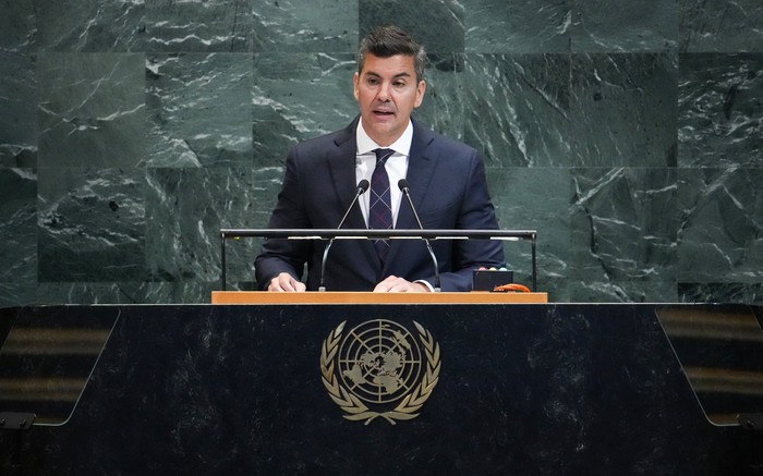 Santiago Peña, el 24 de setiembre, en la ONU, en Nueva York. · Foto: Timothy A. Clary / AFP