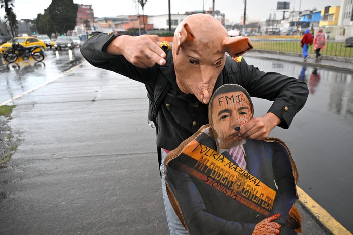 Movilizaciones contra el gobierno, el 30 de setiembre, en Quito. · Foto: Rodrigo Buendía, AFP