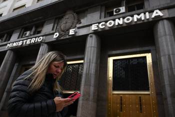 Ministerio de Economía, el 27 de octubre, en Buenos Aires. · Foto: Luis Robayo, AFP