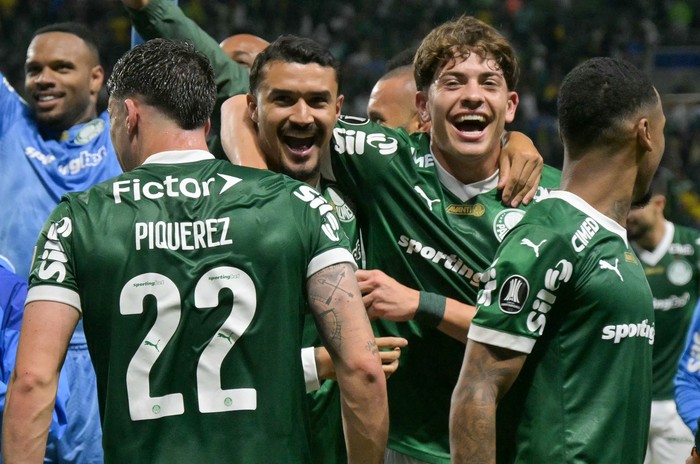Los jugadores de Palmeiras festejan el triunfo ante Liga de Quito, el 30 de octubre, en el estadio Allianz Parque en San Pablo. · Foto: Nelson Almeida, AFP