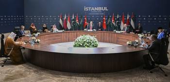 Ministros de Asuntos Exteriores de países musulmanes, el 3 de noviembre, en Estambul. · Foto: Ozan Kose, AFP