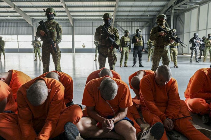 Cárcel Del Encuentro, en Juntas del Pacífico, el 10 de noviembre, en la provincia de Santa Elena, en Ecuador. · Foto: @danielnoboa