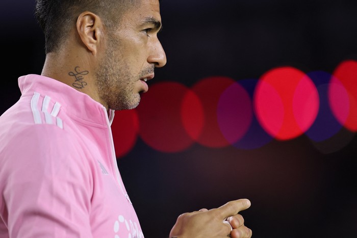 Luis Suárez,del Inter Miami ,previo a la final de la Conferencia Este de la Audi MLS Cup 2025 entre el Inter Miami CF y el New York City FC en el Chase Stadium el 29 de noviembre de 2025 en Fort Lauderdale, Florida. · Foto: Carmen Mandato, AFP