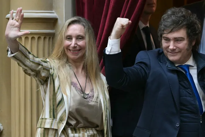 Karina y Javier Milei, el 3 de diciembre de 2025, en el Congreso. Foto: Juan Mabromata, AFP  M