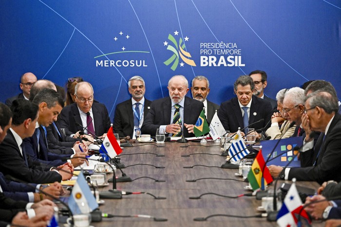 Cumbre de Jefes de Estado del Mercosur en Foz de Iguazú, Brasil, el sábado 20 de diciembre. · Foto: Evaristo Sa, AFP