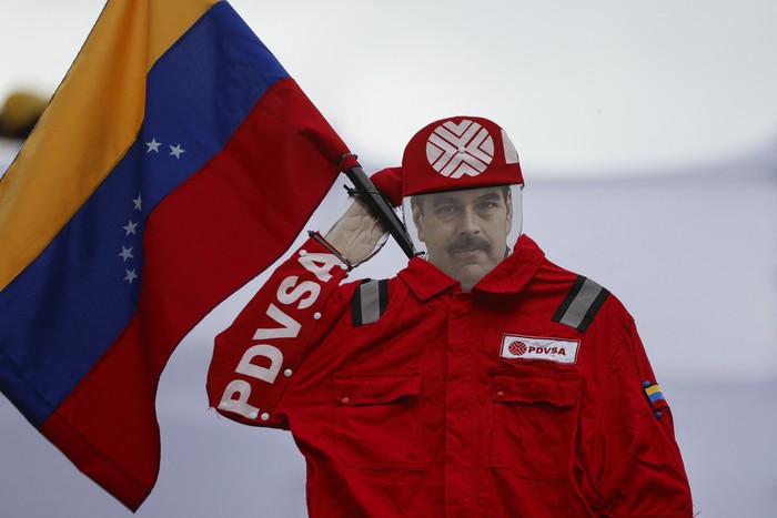 Marcha convocada por el Partido Socialista Unido de Venezuela en apoyo a la Ley de Hidrocarburos y exigiendo la liberación de Maduro, el 29 de enero, en Caracas. · Foto: AFP