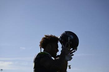 George Holani, de los Seattle Seahawks, el 5 de febrero, durante la práctica previa al Super Bowl LX, en la Universidad Estatal de San José, California. · Foto: Eakin Howard / Getty Images / AFP