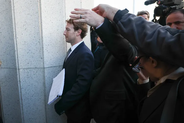 El CEO de Meta, Mark Zuckerberg, el 18 de febrero, en el Juzgado de Los Ángeles. Foto: Patrick T Fallon, AFP