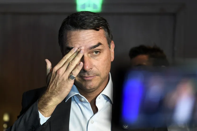 20260323 MUN Brasil flavio bolsonaro