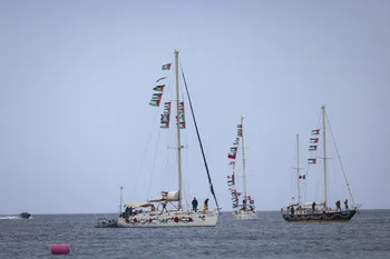 Flotilla Global Sumud, el 1º de mayo. · Foto: Costas Metaxakis, AFP
