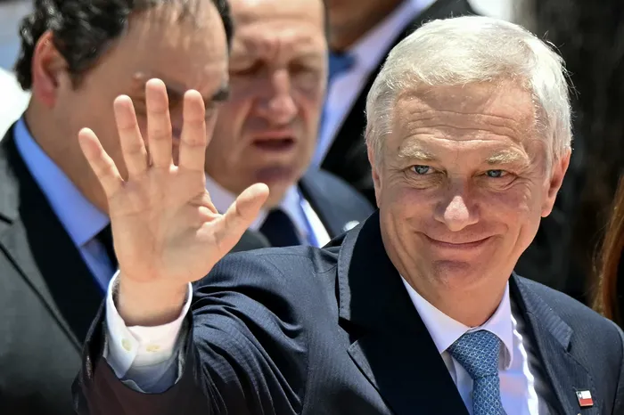 El presidente de Chile, José Antonio Kast, a su llegada a la ceremonia de investidura de la presidenta electa de Costa Rica, Laura Fernández, en el Estadio Nacional de San José. · Foto: Martín Bernetti, AFP